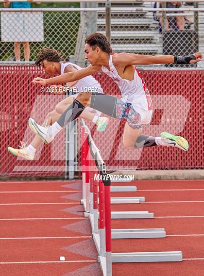 Thumbnail 3 in Eagle No Tax Relays (300M Hurdles) photogallery.