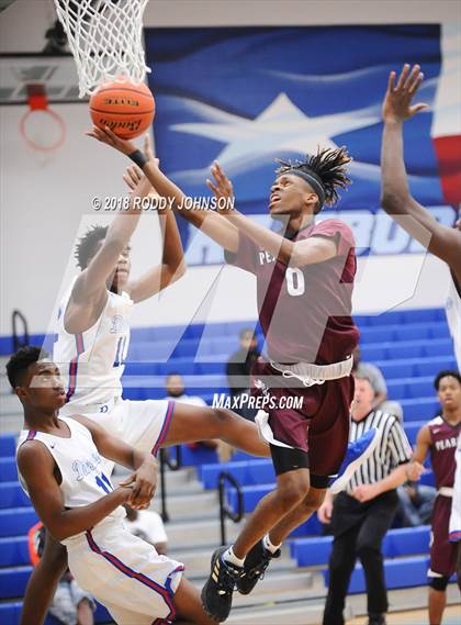 Thumbnail 2 in Dickinson vs. Pearland (McDonald's Texas Invitational) photogallery.