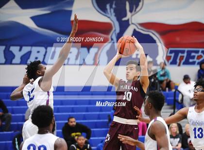 Thumbnail 2 in Dickinson vs. Pearland (McDonald's Texas Invitational) photogallery.