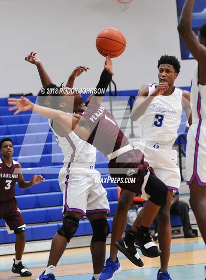 Thumbnail 2 in Dickinson vs. Pearland (McDonald's Texas Invitational) photogallery.