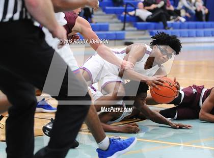 Thumbnail 1 in Dickinson vs. Pearland (McDonald's Texas Invitational) photogallery.