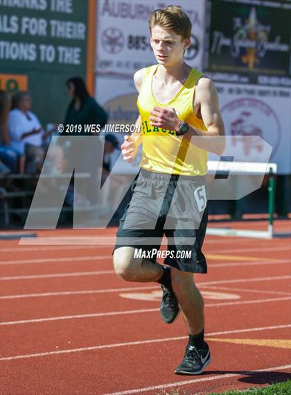 Thumbnail 3 in FVL Championship Trials (800, 3200, Long Jump) photogallery.