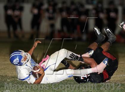 Thumbnail 2 in Troy vs. La Habra photogallery.