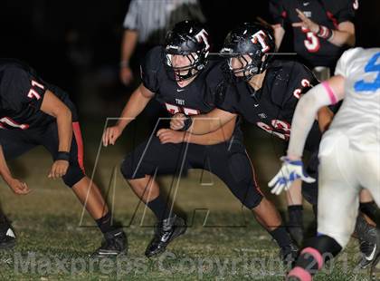 Thumbnail 3 in Troy vs. La Habra photogallery.