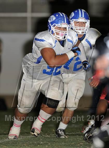 Thumbnail 3 in Troy vs. La Habra photogallery.