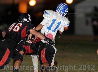 Thumbnail 3 in Troy vs. La Habra photogallery.