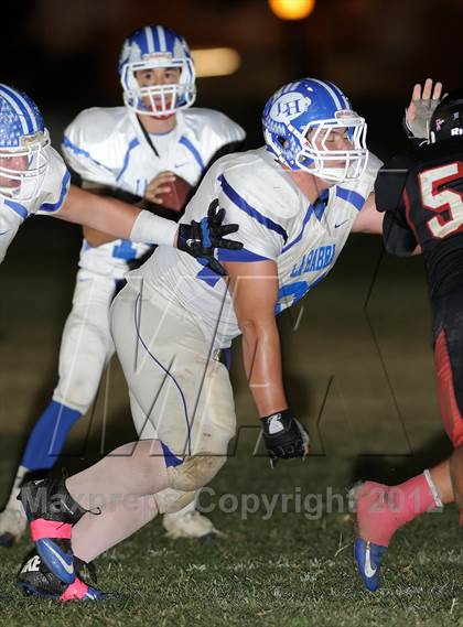 Thumbnail 3 in Troy vs. La Habra photogallery.