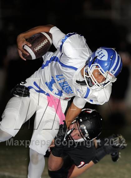 Thumbnail 2 in Troy vs. La Habra photogallery.