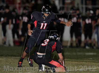 Thumbnail 2 in Troy vs. La Habra photogallery.