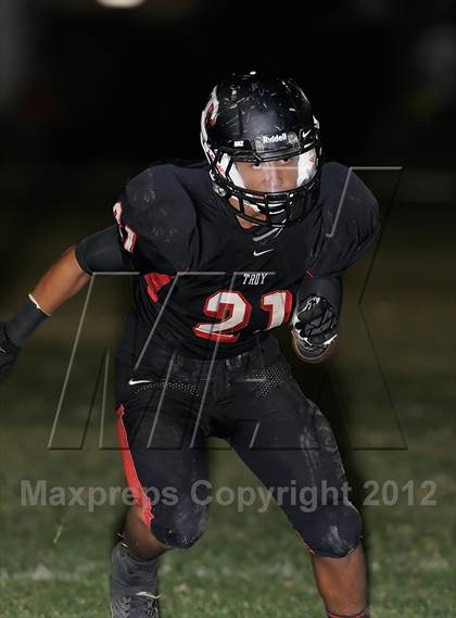 Thumbnail 3 in Troy vs. La Habra photogallery.
