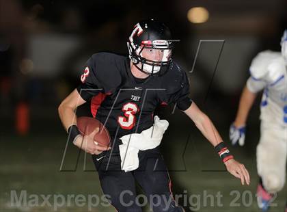 Thumbnail 1 in Troy vs. La Habra photogallery.