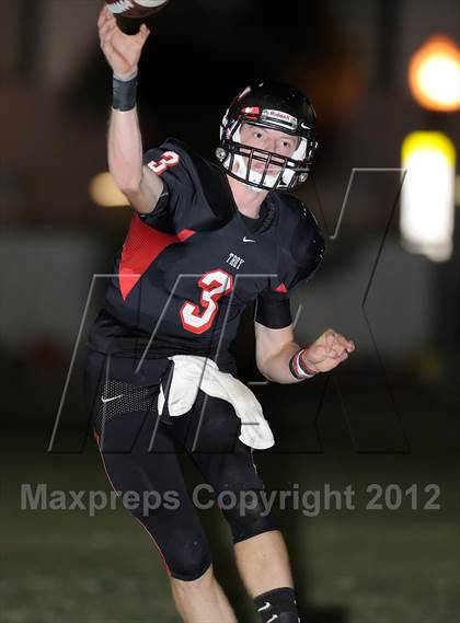Thumbnail 1 in Troy vs. La Habra photogallery.