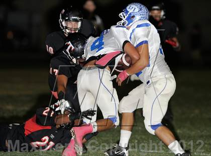 Thumbnail 2 in Troy vs. La Habra photogallery.