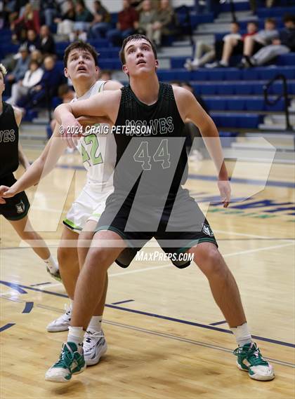 Thumbnail 2 in Green Canyon @ Ridgeline (Sophomore) photogallery.