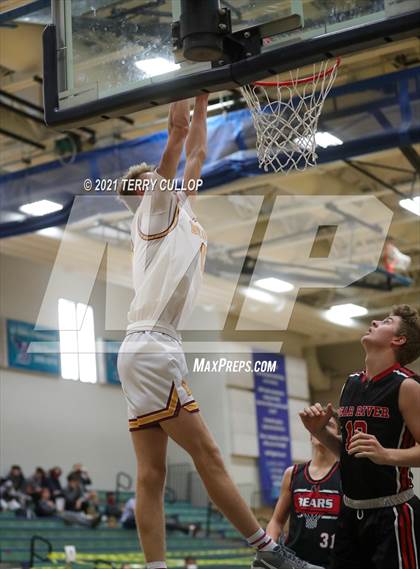 Thumbnail 2 in Bear River vs. Mountain View (Eagle Holidat Shootout) photogallery.