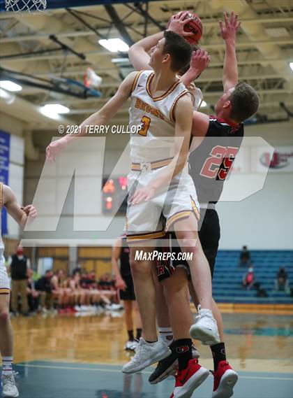 Thumbnail 2 in Bear River vs. Mountain View (Eagle Holidat Shootout) photogallery.