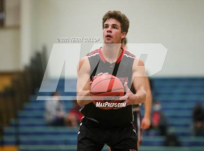 Thumbnail 2 in Bear River vs. Mountain View (Eagle Holidat Shootout) photogallery.