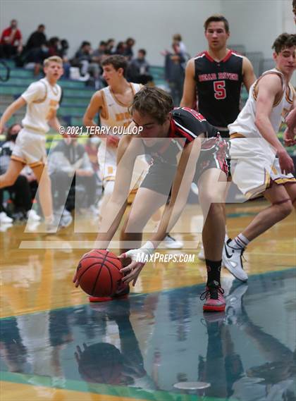 Thumbnail 2 in Bear River vs. Mountain View (Eagle Holidat Shootout) photogallery.