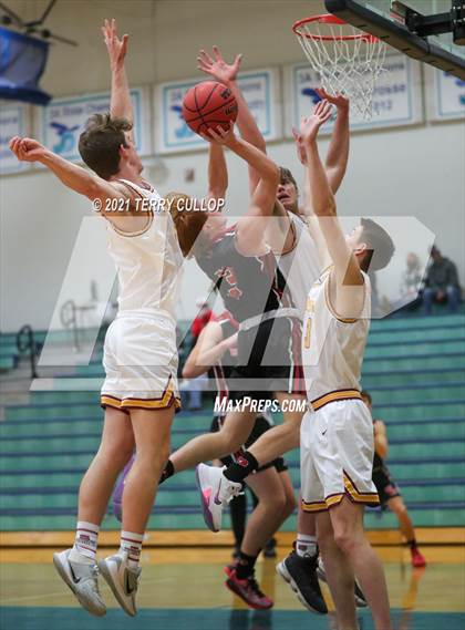 Thumbnail 3 in Bear River vs. Mountain View (Eagle Holidat Shootout) photogallery.