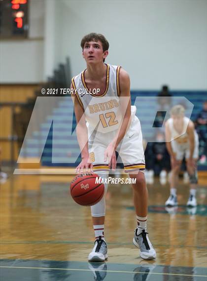 Thumbnail 2 in Bear River vs. Mountain View (Eagle Holidat Shootout) photogallery.