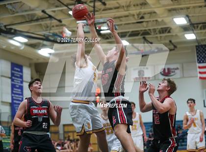 Thumbnail 2 in Bear River vs. Mountain View (Eagle Holidat Shootout) photogallery.