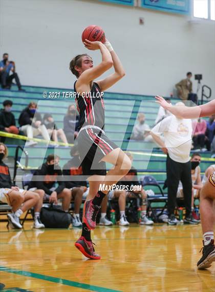 Thumbnail 3 in Bear River vs. Mountain View (Eagle Holidat Shootout) photogallery.