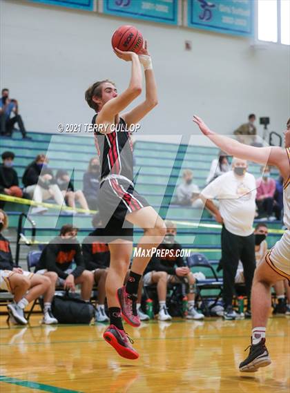 Thumbnail 1 in Bear River vs. Mountain View (Eagle Holidat Shootout) photogallery.