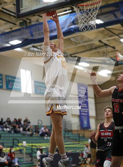 Thumbnail 3 in Bear River vs. Mountain View (Eagle Holidat Shootout) photogallery.