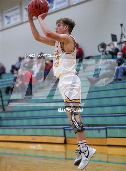 Thumbnail 3 in Bear River vs. Mountain View (Eagle Holidat Shootout) photogallery.