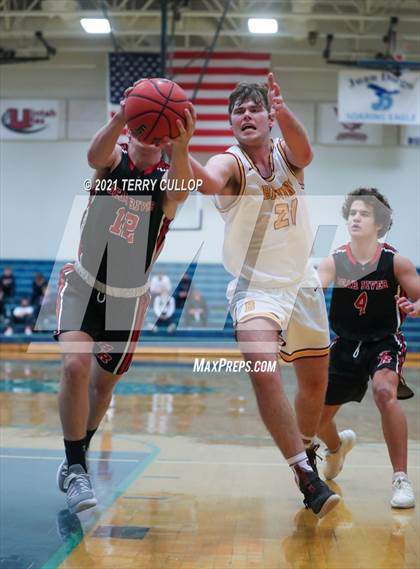 Thumbnail 2 in Bear River vs. Mountain View (Eagle Holidat Shootout) photogallery.