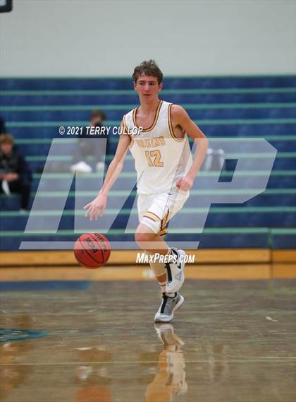 Thumbnail 2 in Bear River vs. Mountain View (Eagle Holidat Shootout) photogallery.