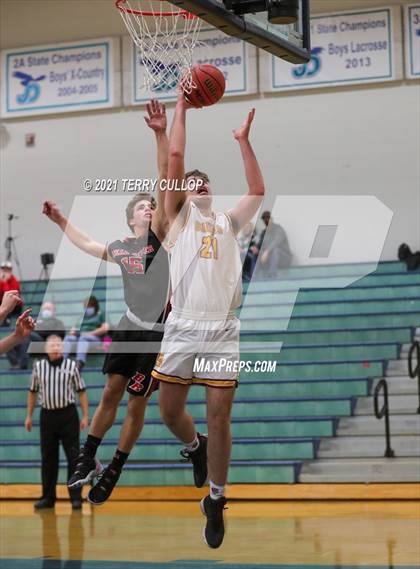Thumbnail 2 in Bear River vs. Mountain View (Eagle Holidat Shootout) photogallery.