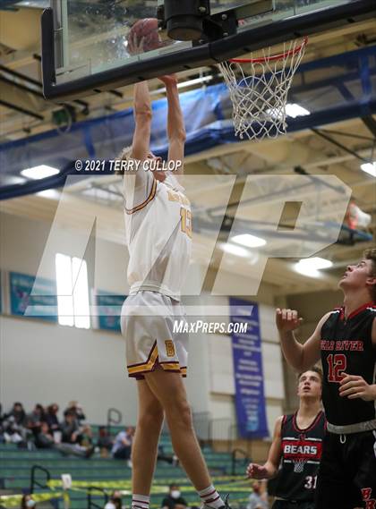 Thumbnail 1 in Bear River vs. Mountain View (Eagle Holidat Shootout) photogallery.