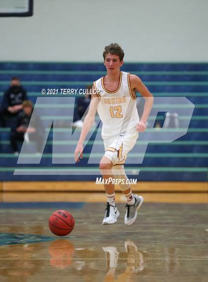 Thumbnail 3 in Bear River vs. Mountain View (Eagle Holidat Shootout) photogallery.