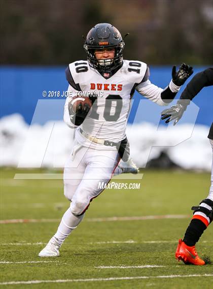 Thumbnail 2 in Glens Falls vs. Marlboro Central (NYSPHSAA Class B Semifinal) photogallery.
