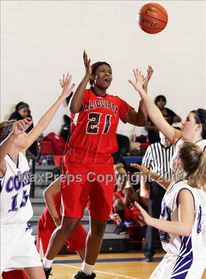 Thumbnail 1 in Coudersport vs. Aliquippa (PIAA Class A 1st Round) photogallery.