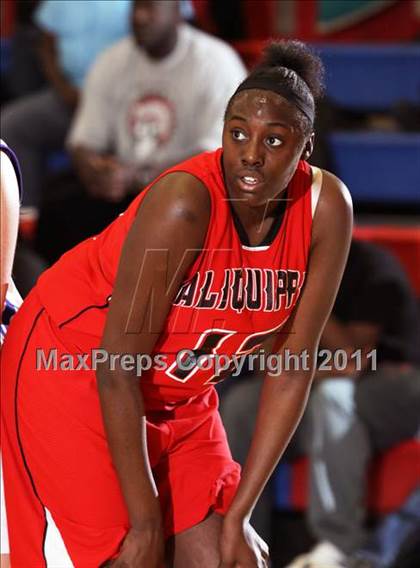 Thumbnail 3 in Coudersport vs. Aliquippa (PIAA Class A 1st Round) photogallery.