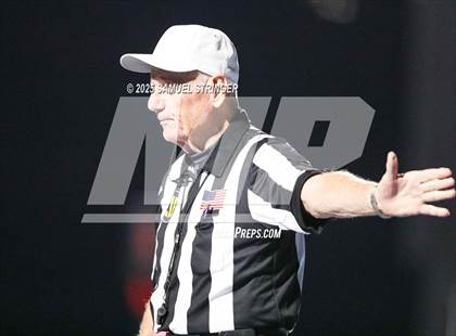 Thumbnail 3 in James Logan @ Tennyson photogallery.