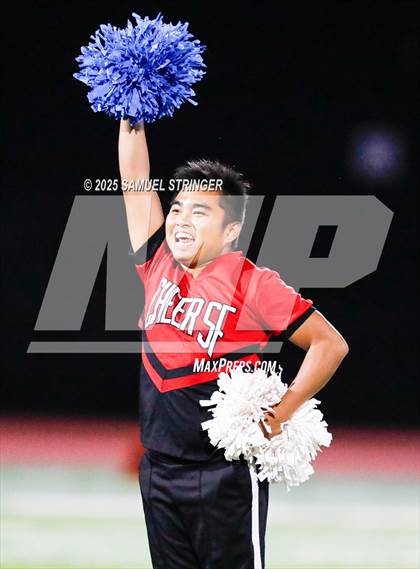 Thumbnail 3 in James Logan @ Tennyson photogallery.