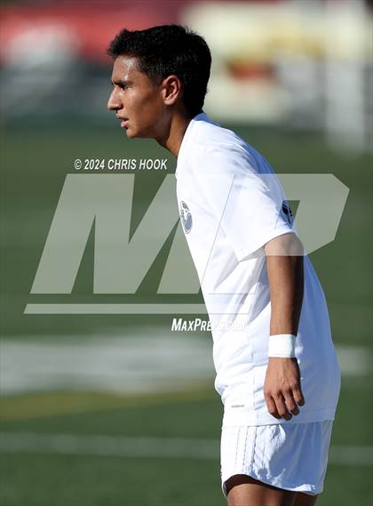 Thumbnail 1 in Tucson High Magnet School vs Ironwood Ridge (Brandon Bean Soccer Tournament) photogallery.