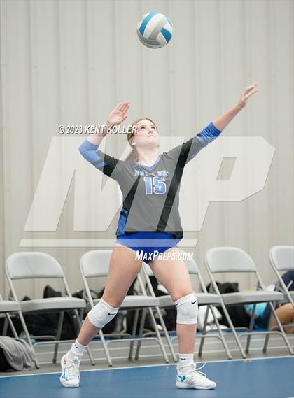 Thumbnail 1 in Royal Oak vs. Flushing (Beast of the East) photogallery.