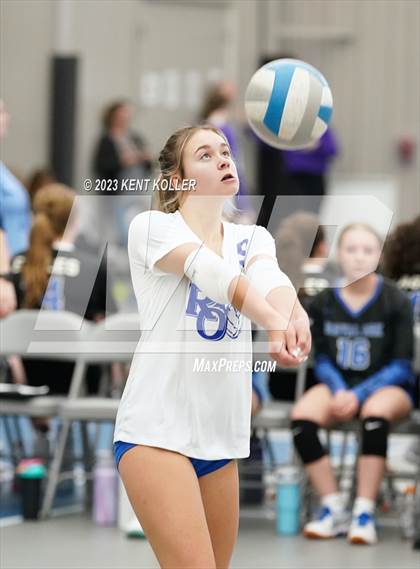 Thumbnail 1 in Royal Oak vs. Flushing (Beast of the East) photogallery.
