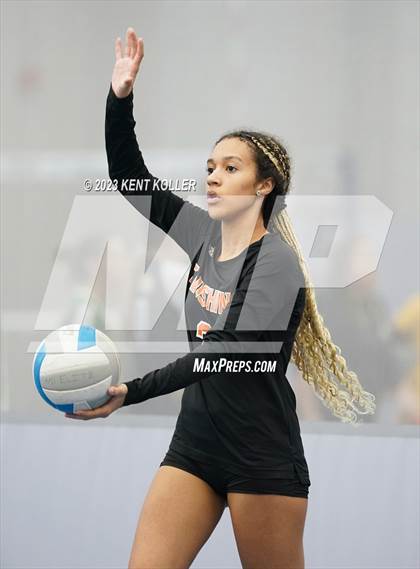Thumbnail 2 in Royal Oak vs. Flushing (Beast of the East) photogallery.