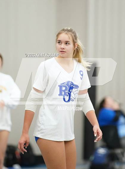 Thumbnail 3 in Royal Oak vs. Flushing (Beast of the East) photogallery.