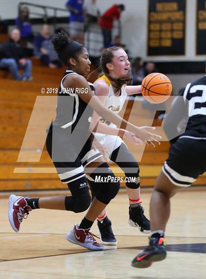 Thumbnail 1 in Alpharetta @ Sequoyah photogallery.
