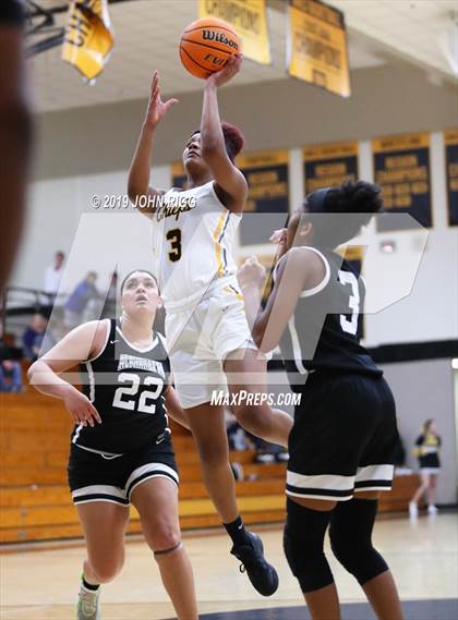 Thumbnail 3 in Alpharetta @ Sequoyah photogallery.