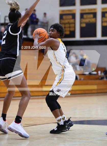 Thumbnail 1 in Alpharetta @ Sequoyah photogallery.