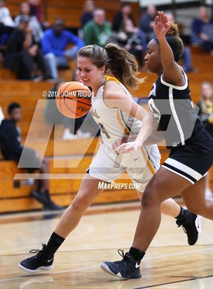 Thumbnail 3 in Alpharetta @ Sequoyah photogallery.