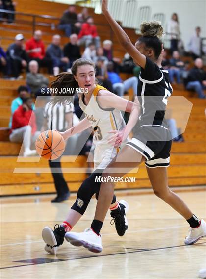 Thumbnail 3 in Alpharetta @ Sequoyah photogallery.