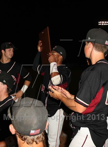 Thumbnail 1 in El Rancho vs. Oaks Christian (CIFSS Division 4 Championship) photogallery.